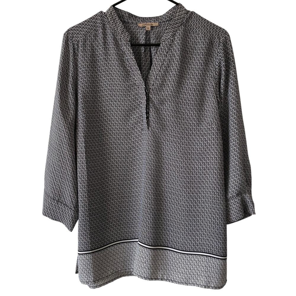 SOIREE Printed Quarter Button Split Neck Blouse Black White Size Medium Neutral